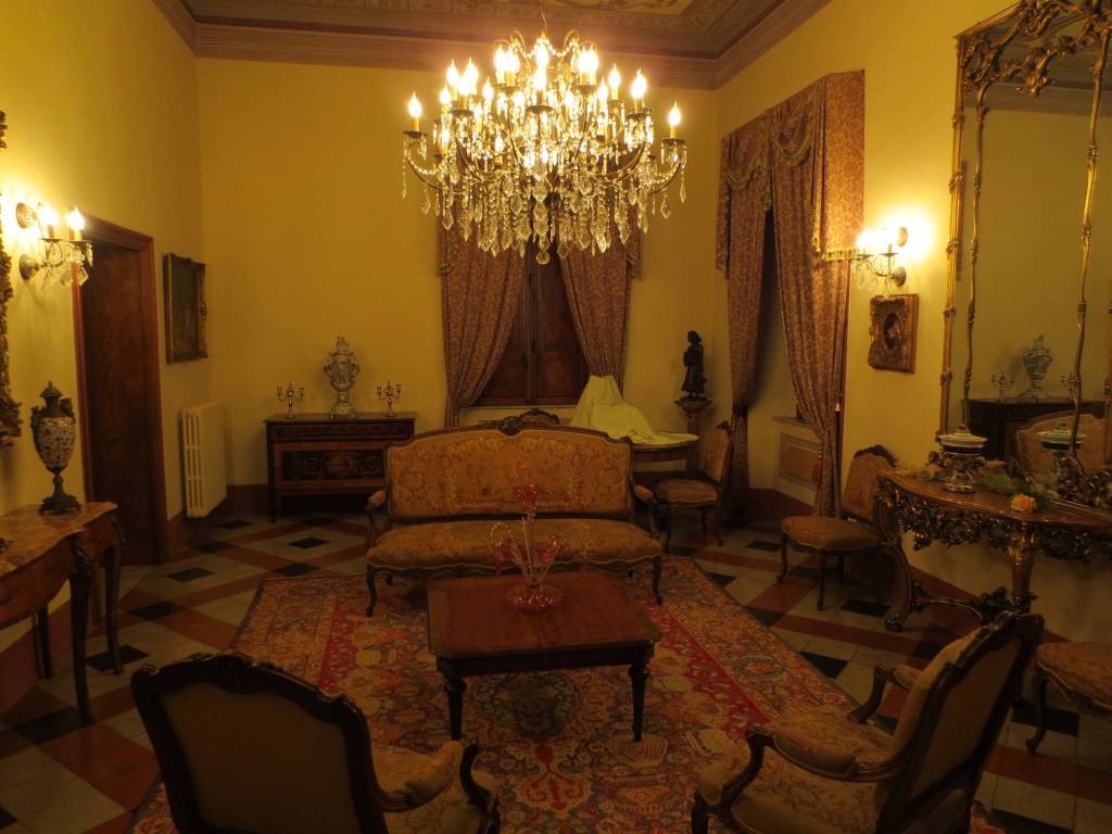 Villa a Monsummano terme in Piazza Giuseppe Giusti, 55 - Foto 3