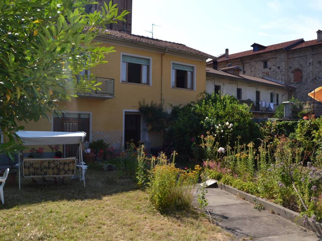 Villa a Garessio in Viale Casimiro Marro, 2 - Foto 3