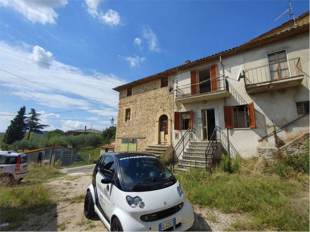 Casa indipendente a Gualdo cattaneo - Foto 4