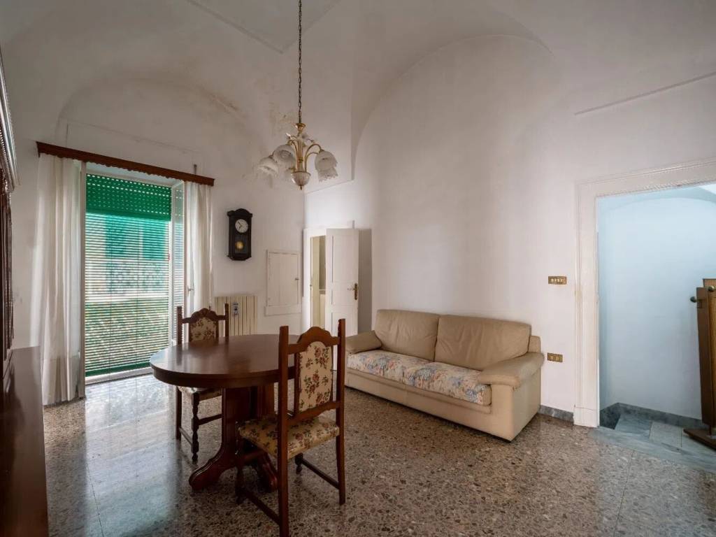 Palazzo / stabile a Ostuni in Via Dante Alighieri - Foto 3