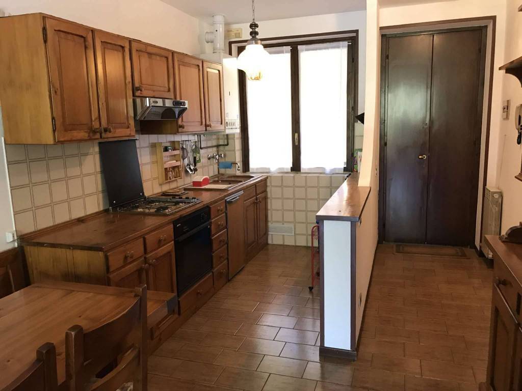 Appartamento a Ballabio in Via Massimo d'Azeglio - Foto 2