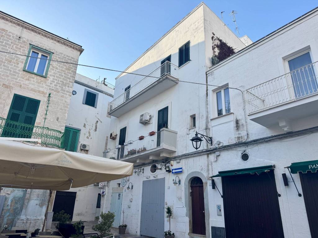 Appartamento a Monopoli in Piazza Giuseppe Garibaldi, 5 - Foto 2