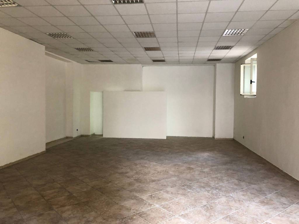 Immobile a Avellino in Piazza Giuseppe Garibaldi - Foto 5