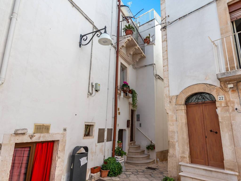 Casa indipendente a Putignano in Via Fra' Leone - Foto 2
