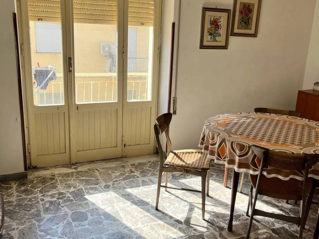 Appartamento a Minturno in Via Gabriele D'Annunzio, 63 - Foto 2