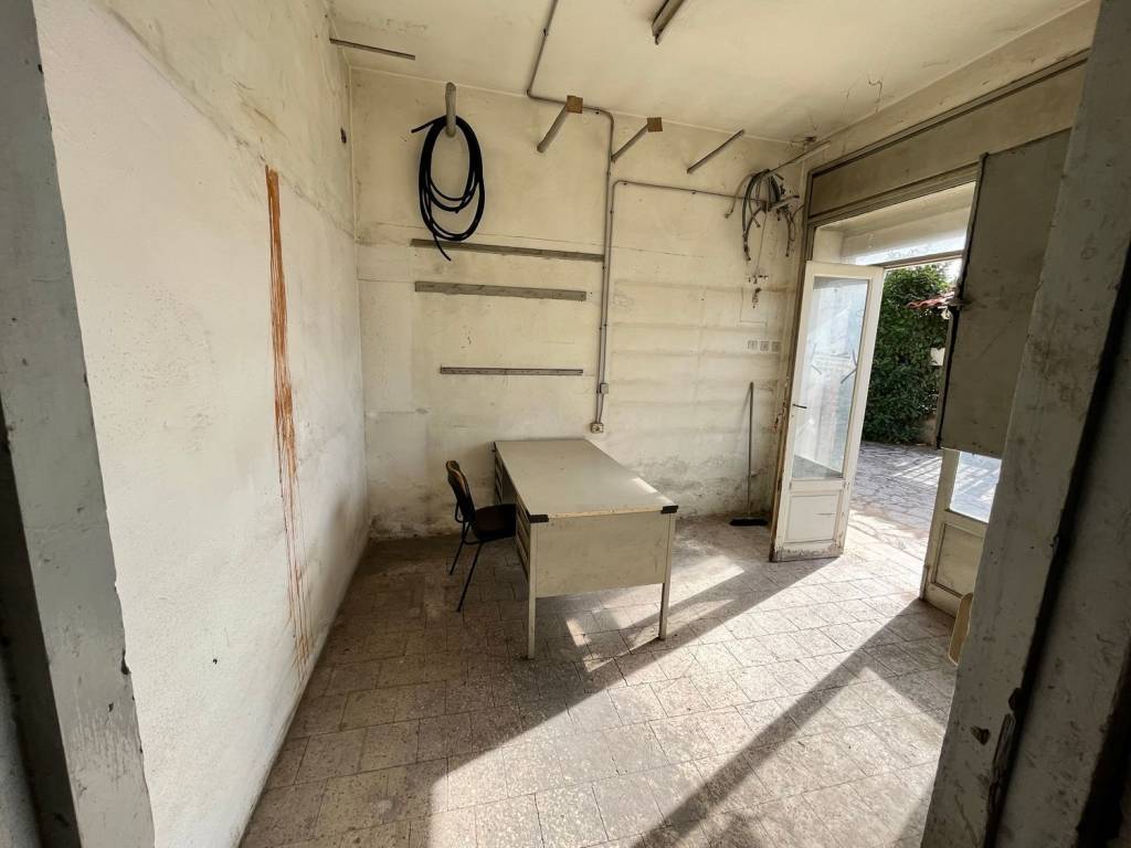 Immobile a Formia in Via Del Commercio - Foto 3