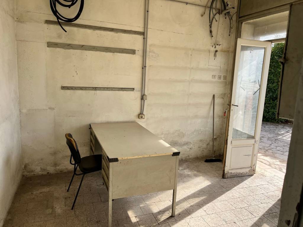 Immobile a Formia in Via Del Commercio - Foto 4