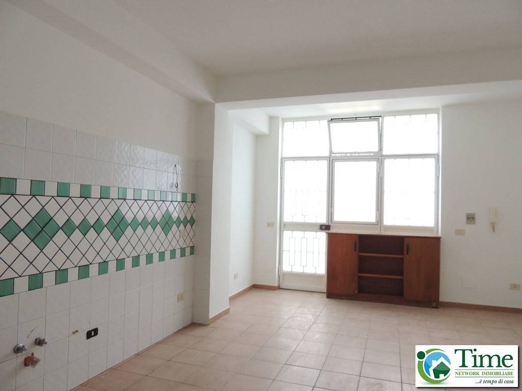 Box / garage a Gravina di catania in Via Caduti del Lavoro, 46 - Foto 5