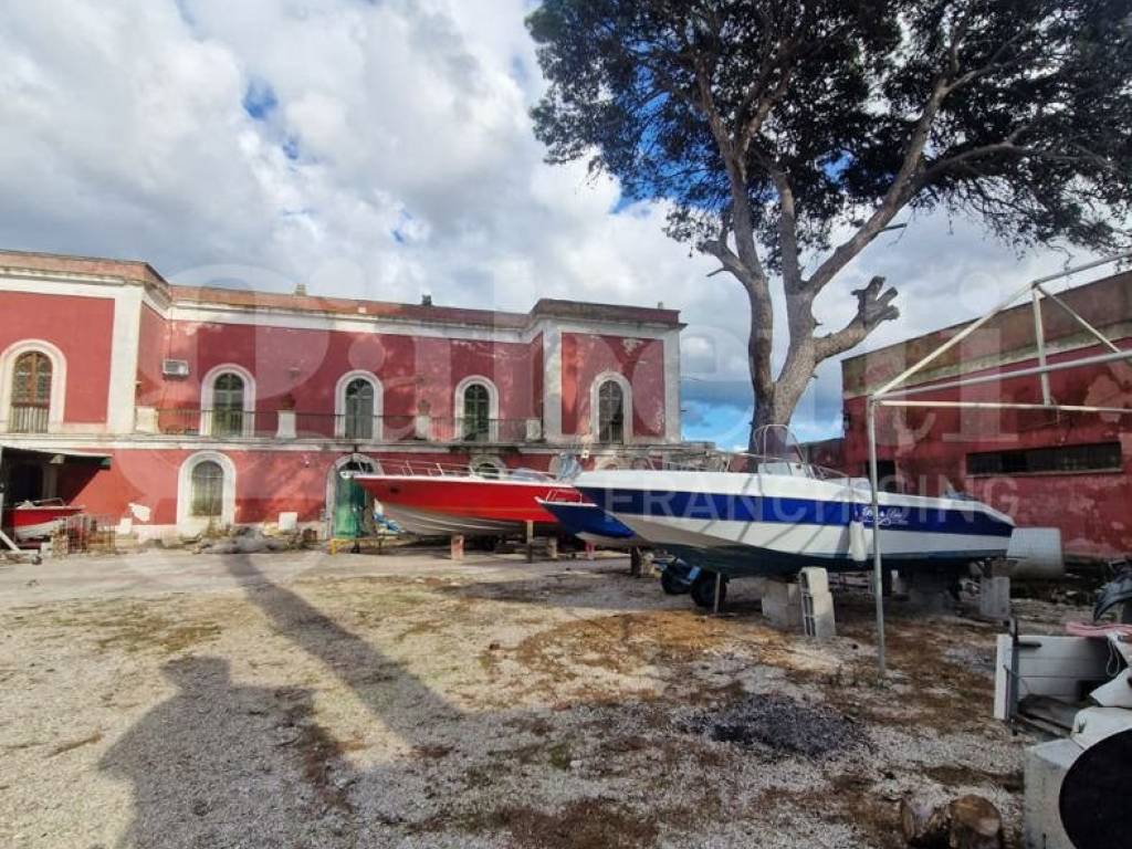 Villa a Brindisi in Strada Statale 16 , sc - Foto 3