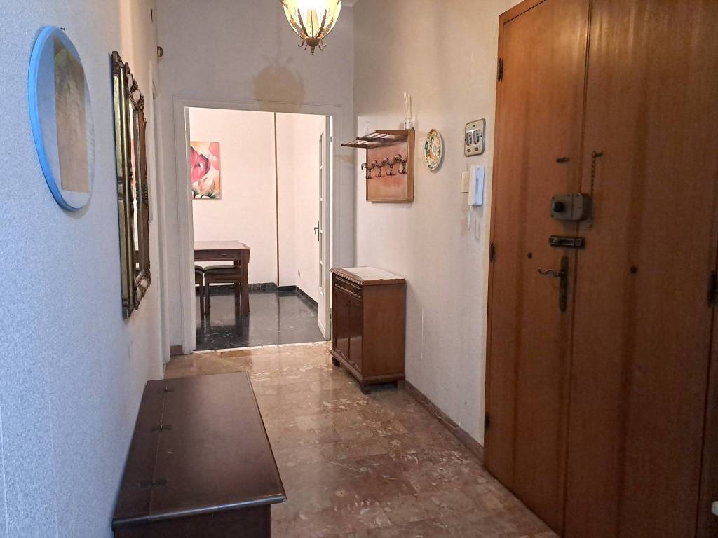 Appartamento a Genova in Via del Commercio, 11 - Foto 3