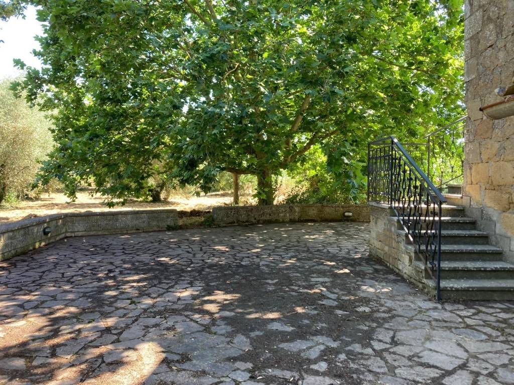 Casa indipendente a Pitigliano in Località La Rotta - Foto 2