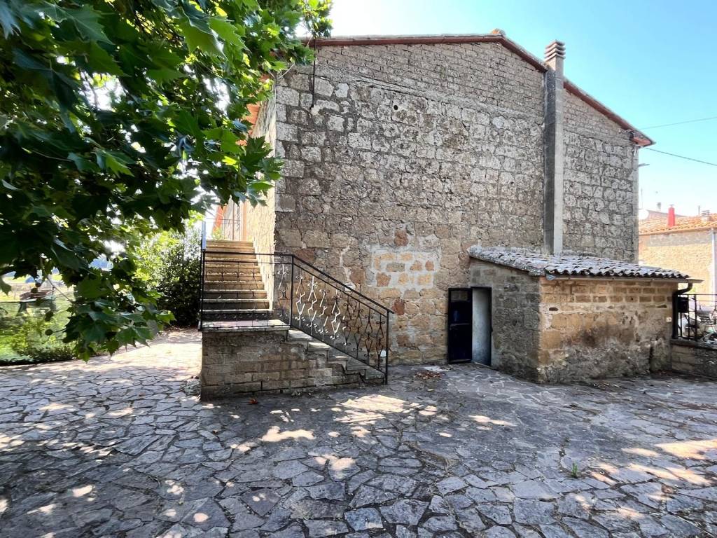 Casa indipendente a Pitigliano in Località La Rotta - Foto 3