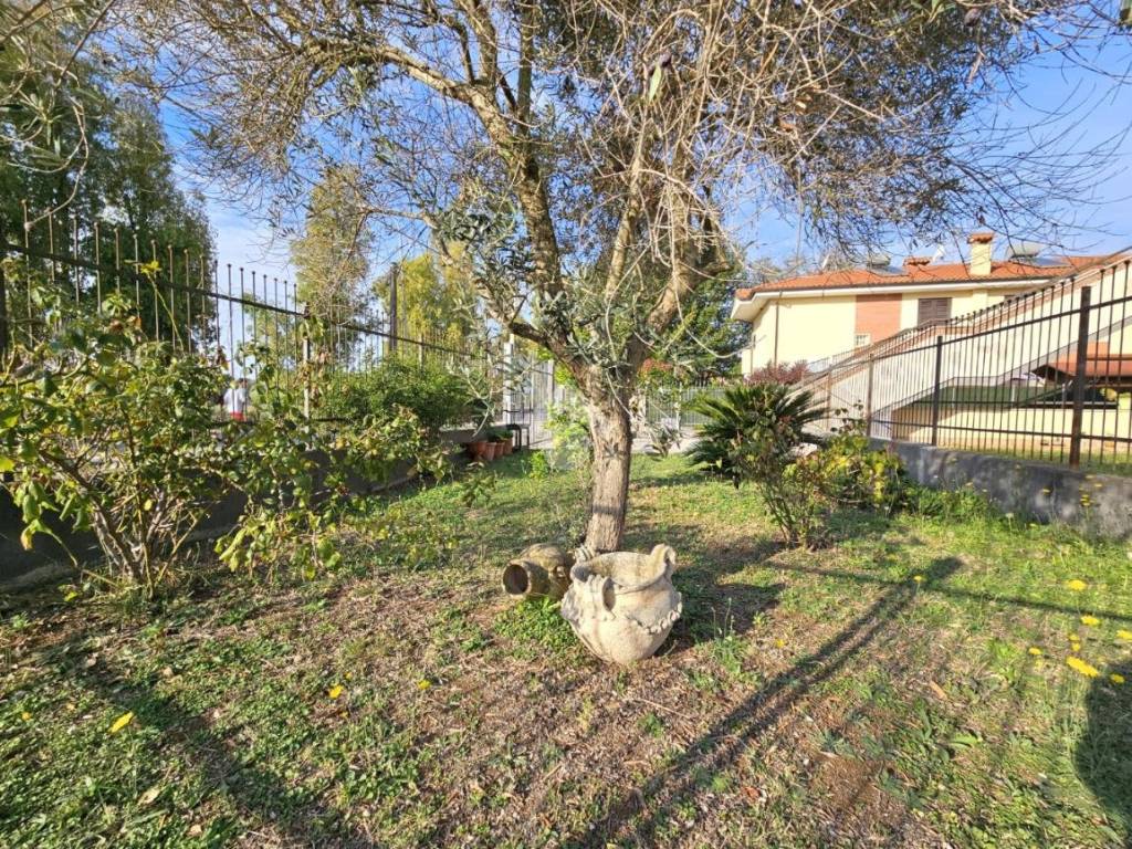 Appartamento a Latina in Strada del Bosco, 182 - Foto 3