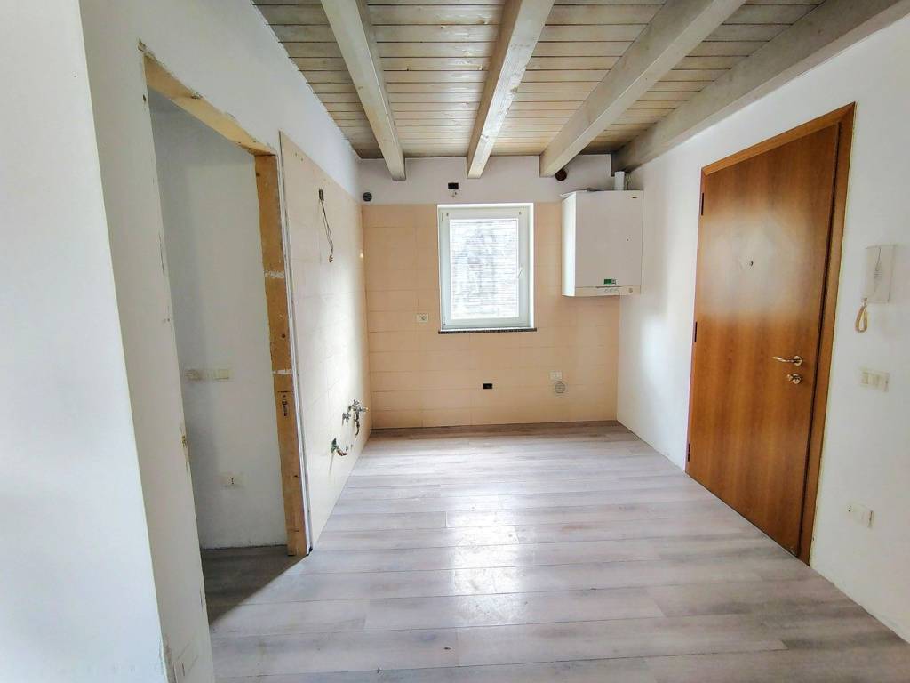 Appartamento a Caldonazzo in Via Eugenio Prati, 11 - Foto 5