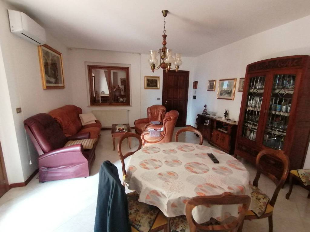 Appartamento a Pitigliano in Via E. Gervasi - Foto 3