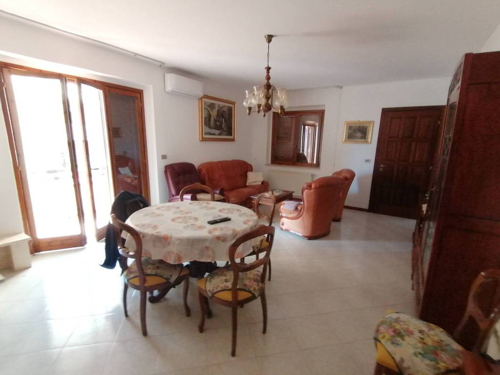 Appartamento a Pitigliano in Via E. Gervasi - Foto 4