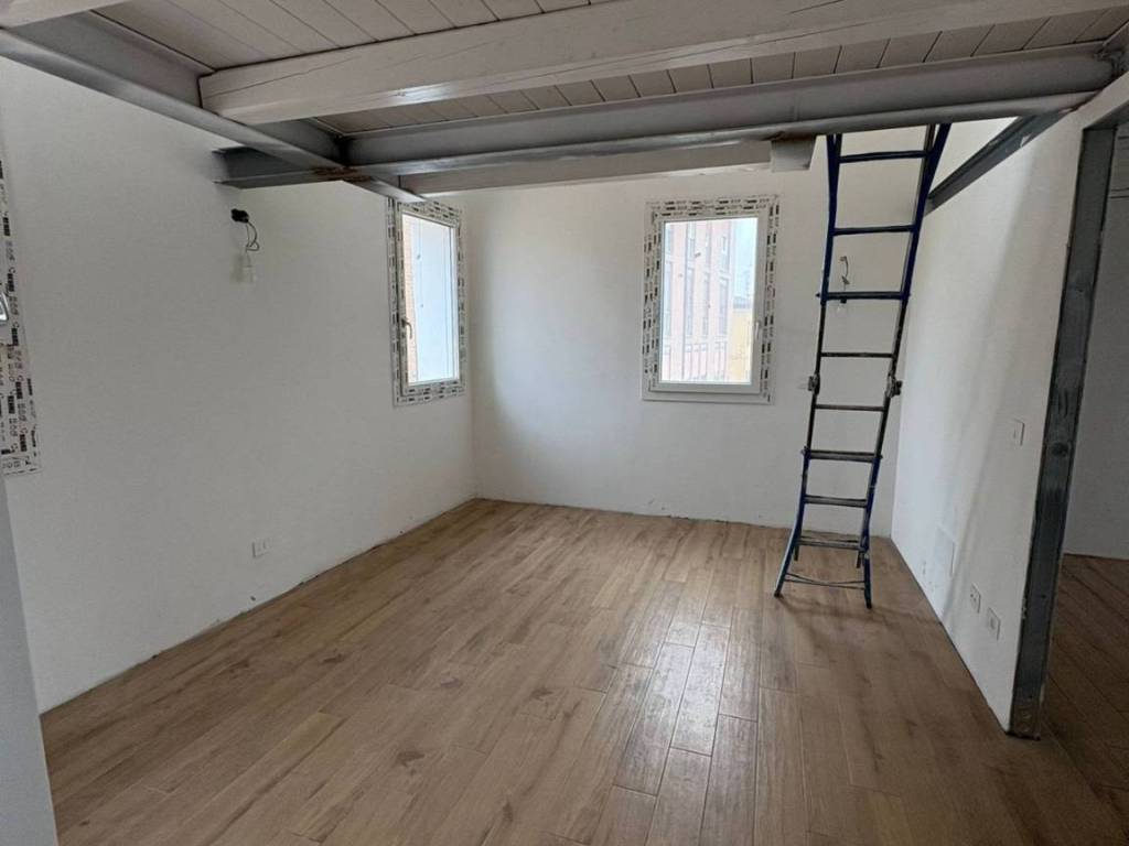 Appartamento a Ferrara in Via Ripagrande, 136 - Foto 2