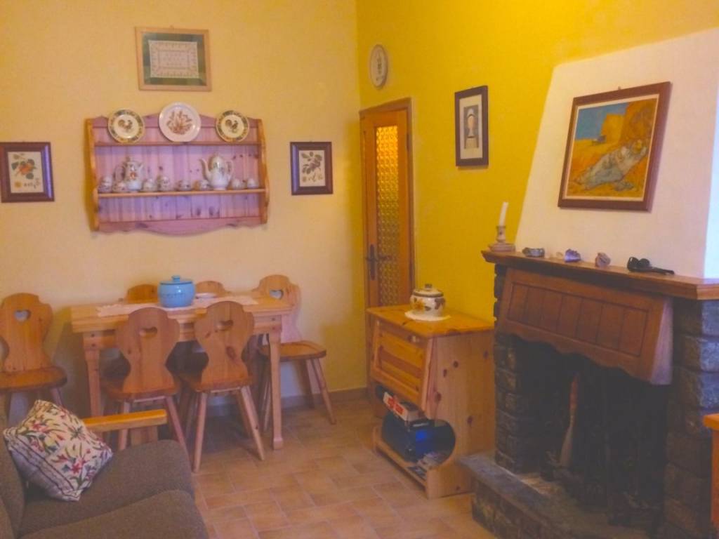 Casa indipendente a Sorano in Strada Provinciale Montevitozzo - Foto 5