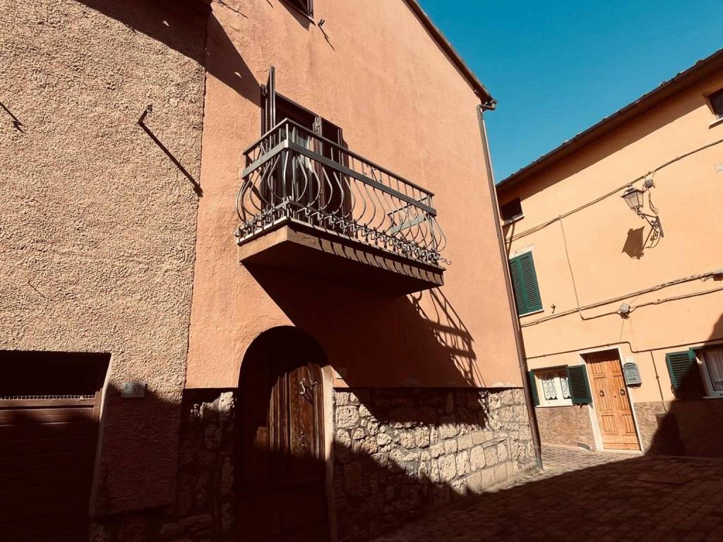 Casa indipendente a Sorano in Via Antonio Gramsci, 28 - Foto 4