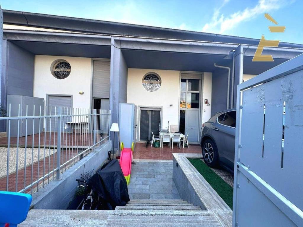 Villetta a schiera a Roma in Via Marino Marini - Foto 1