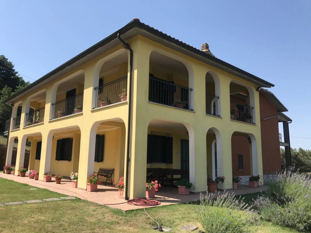 Rustico / casale a Sorano in Strada Provinciale Sovana - Foto 2