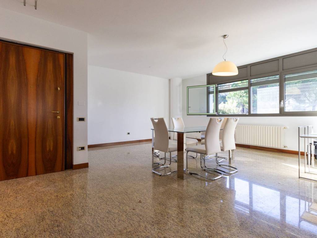 Appartamento a Pordenone in VIA G.B. DAMIANI, 12 - Foto 3