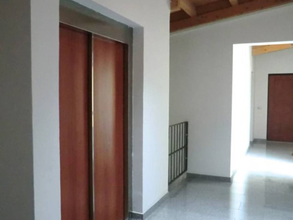 Appartamento a Lipomo in Via Gino Grassi - Foto 5