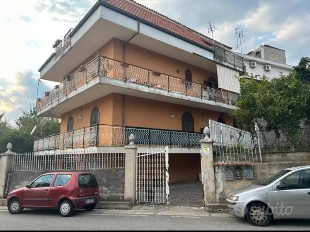 Appartamento a Catanzaro in Via Smaldone Traversa a - Foto 2