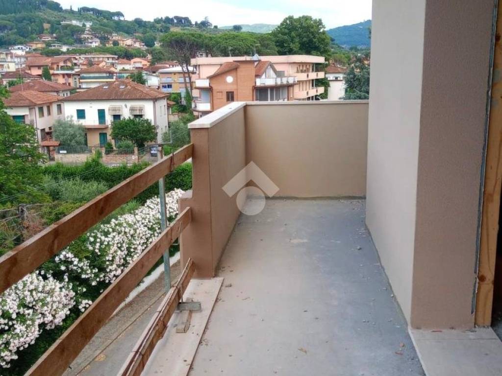 Appartamento a Montecatini-terme in Via Montebello, 11 - Foto 5