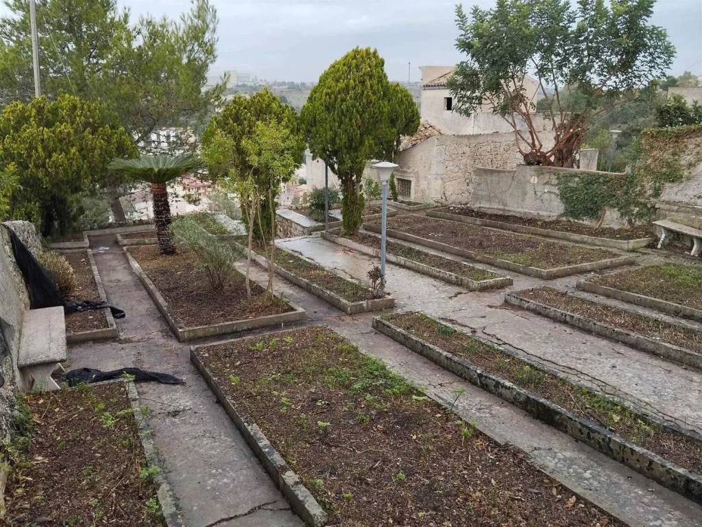 Villa a Modica in Via Cozzo Rotondo S.N.C. - Foto 3