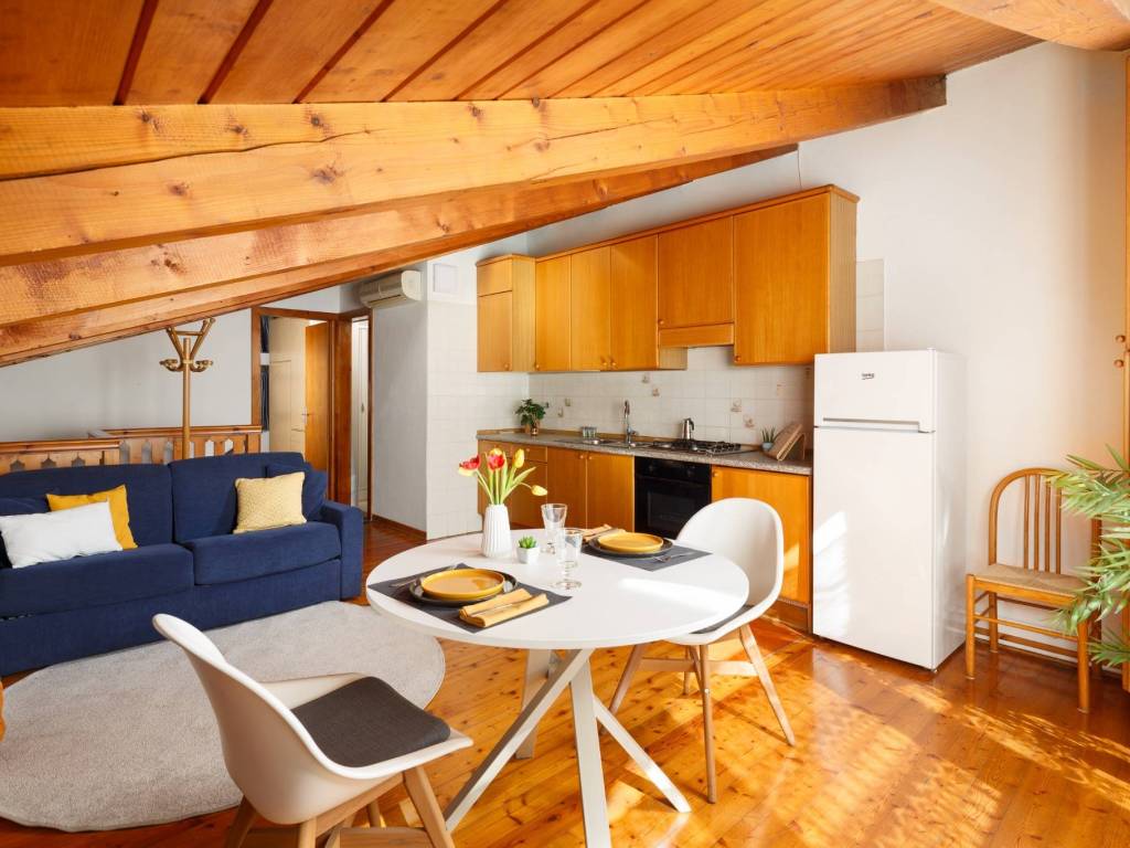 Attico / mansarda a Trento in Androna di Borgonuovo 1 - Foto 2