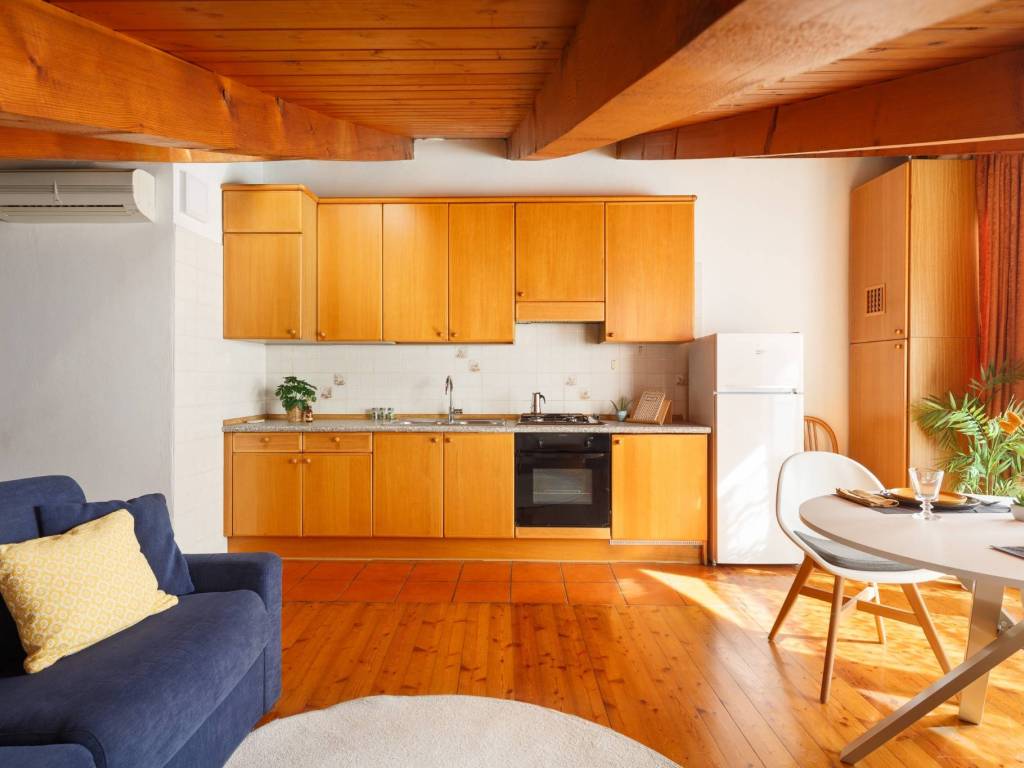 Attico / mansarda a Trento in Androna di Borgonuovo 1 - Foto 3