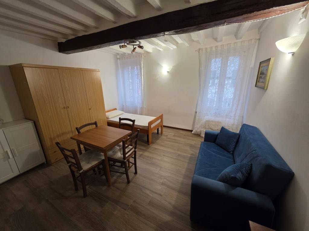 Appartamento a Parma in Strada Massimo d'Azeglio - Foto 3