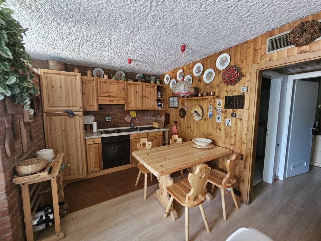 Appartamento a Commezzadura in Str. di Vòlta Bèla, n. 15 - Foto 3