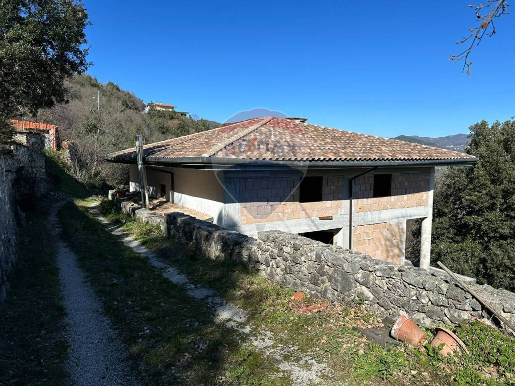 Appartamento a Montaquila in Via Leonardo Da Vinci - Foto 5