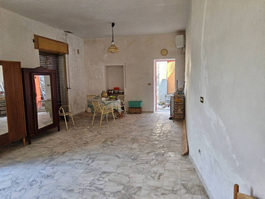 Casa indipendente a Gioiosa ionica in Vico Maffei - Foto 2