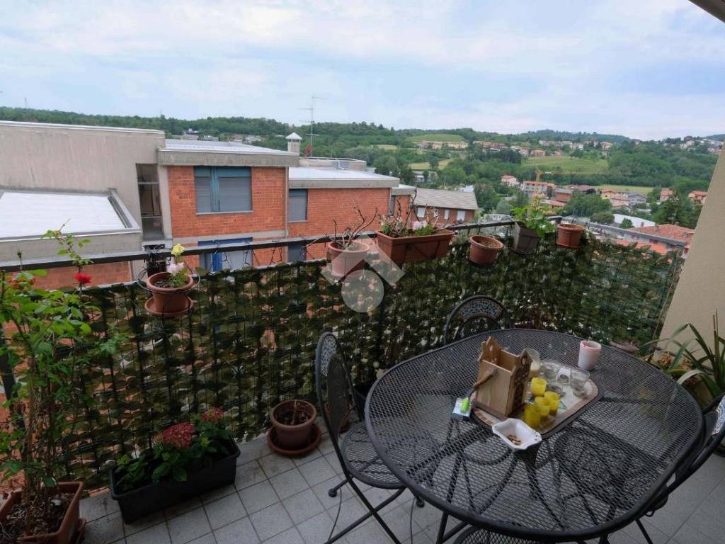 Appartamento a San fermo della battaglia in Via Mornago, 5 - Foto 4