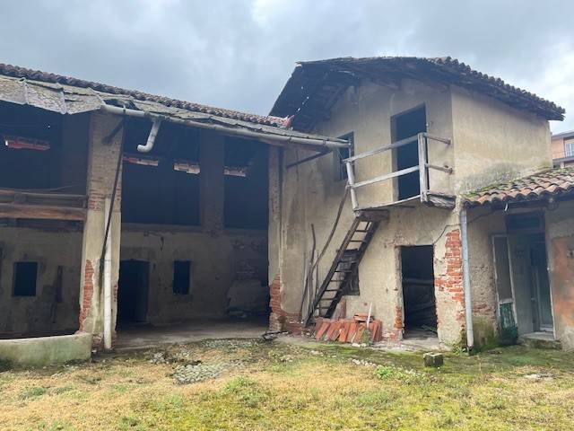 Rustico / casale a Bellinzago novarese in Via Liberio Miglio - Foto 3