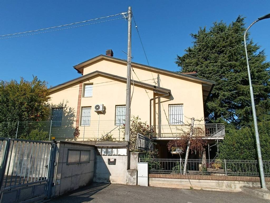 Villa a Bibbiano in Via Fratelli Cairoli, 4 - Foto 4