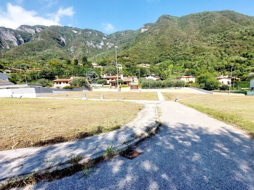 Terreno a Solagna in Via D. Zarpellon - Foto 2