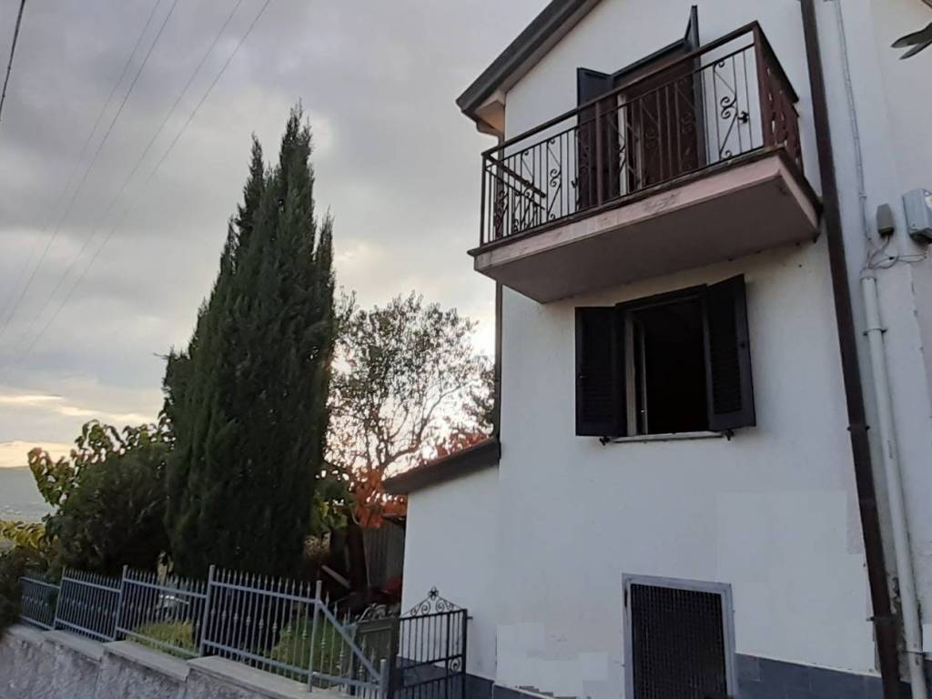 Villa a Perugia in Via Giuseppe Parini, 20 - Foto 2