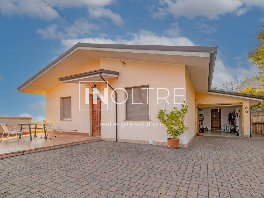 Villa a Cavaion veronese in Via Roma - Foto 2