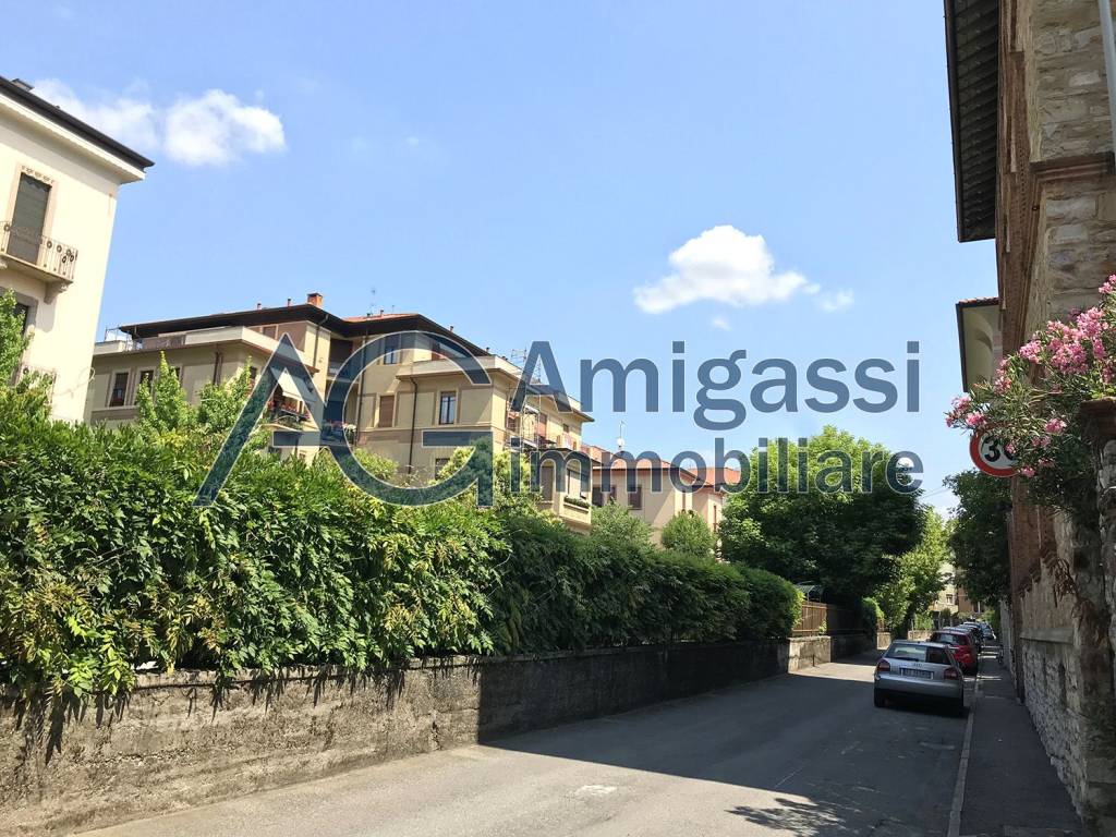Appartamento a Bergamo in Via Angelo Mazzi - Foto 3