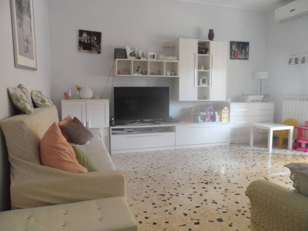 Appartamento a Fiumicino in Via Giovanni Cena - Foto 2