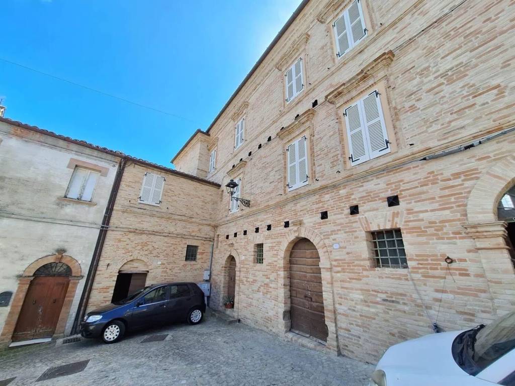 Palazzo / stabile a Belmonte piceno - Foto 3