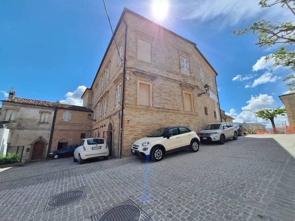 Palazzo / stabile a Belmonte piceno - Foto 4