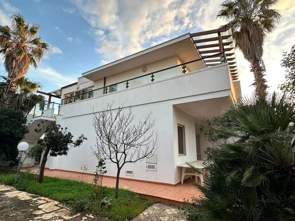Villa a Carovigno in Via Lugano, 2 - Foto 4
