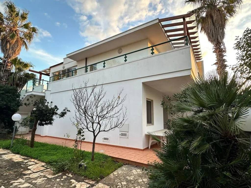 Villa a Carovigno in Via Lugano, 2 - Foto 5