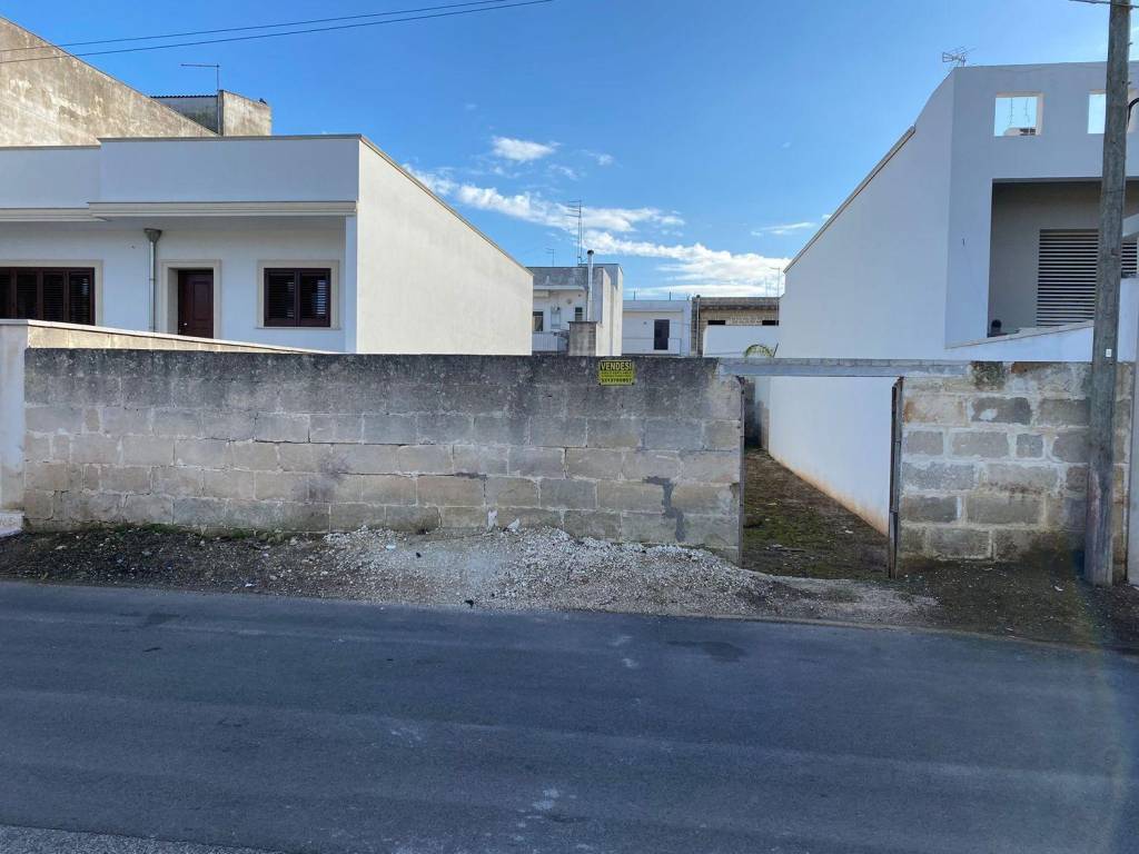 Terreno a Manduria in Via Leonida s.n.c - Foto 2