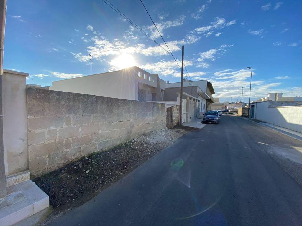 Terreno a Manduria in Via Leonida s.n.c - Foto 3